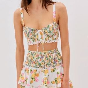 NOT SELLING LOOKING FOR For Love & Lemons Rosalyn Crop Top SIZE MEDIUM